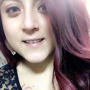 Meet your Posher, Anahi